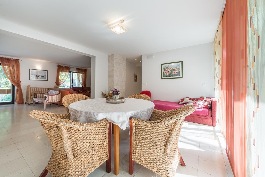 Apartment Dora 챠브타트 외부 사진
